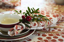 Load image into Gallery viewer, Linen Napkins - Sólon Islandus Red - Listasafn Íslands