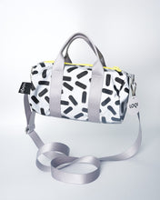 Hlaða mynd inn í myndasafnsskoðarann, REFLECTIVE Small Weekender - Sprinkle - Listasafn Íslands