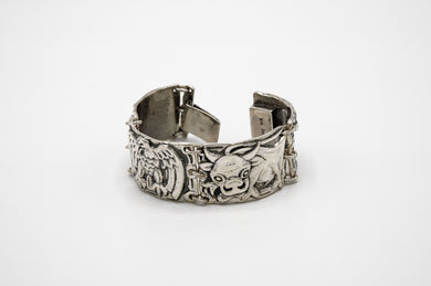 Armband (vættir) eftir Finn Jónsson / Bracelet (land spirits) by Finnur Jónsson - Listasafn Íslands